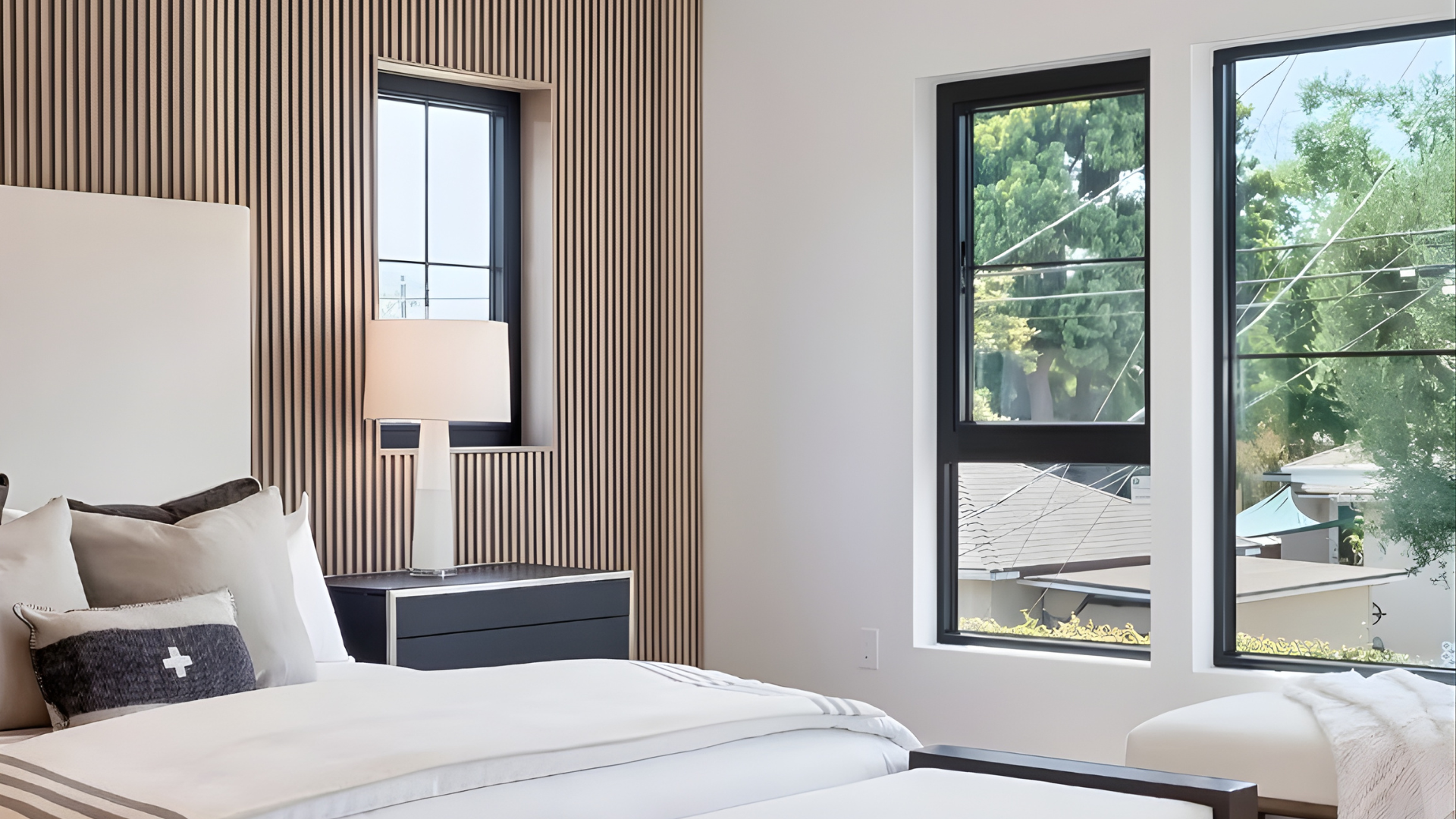 VLX 500 Single & Double Hung Window in Los Angeles, CA | Lightwell Windows & Doors - detail 4